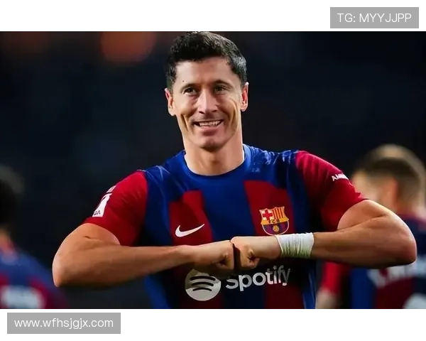 莱万宝刀不老超越百球大关 成为巴萨历史射手榜前20名球员