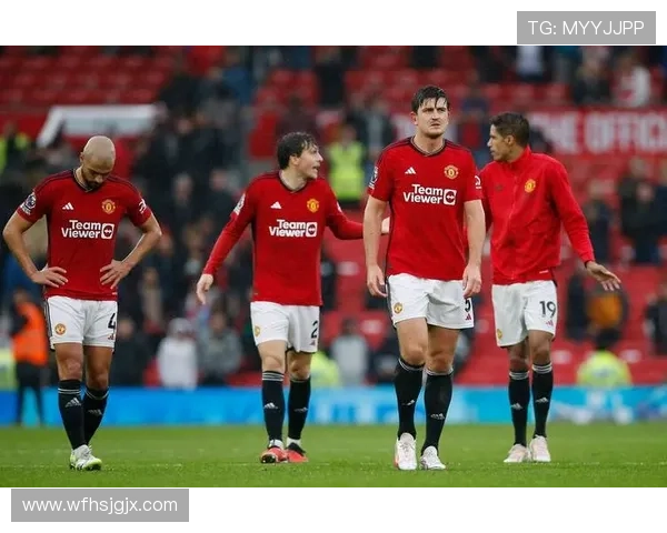 曼联太子七轮无首发遭阿莫林冷落沦为鸡肋两大新东家有意接手