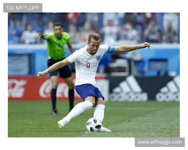 凯恩错失良机点球点推射乏力门将神勇化解英格兰遗憾未能破门